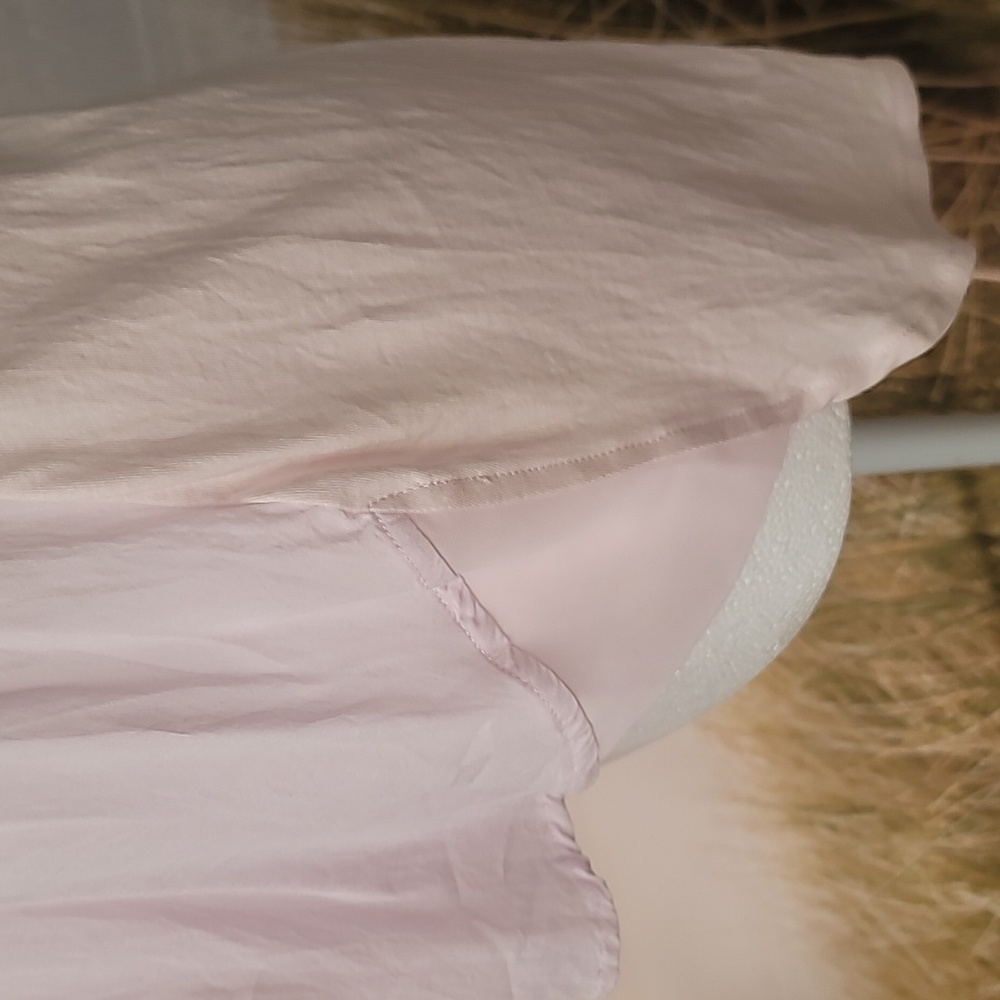 BCBGeneration Button Down Top - Picture 3 of 7
